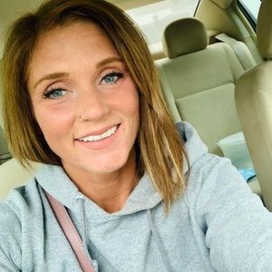 Meet your Posher, Mindie